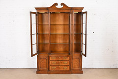 Henredon Georgian Carved Mahogany Lighted Breakfront Bookcase Cabinet