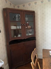 3-corner Cupboard, antique