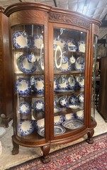 Exceptional American Antique Carved Golden Oak China Curio Cabinet Bookcase 1900