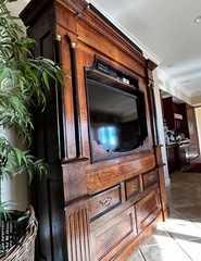 Gorgeous Antique English Oak Display Cabinet, circa 1800’s