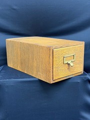 WAGEMAKER OAK WOOD FILE RECIPE LIBRARY CATALOG CABINET INDEX CARD BOX CIRCA 1910