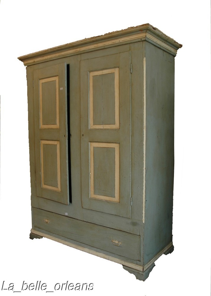 CHARMING PAINTED AMERICAN PRIMITIVE TWO DOOR ARMOIRE.