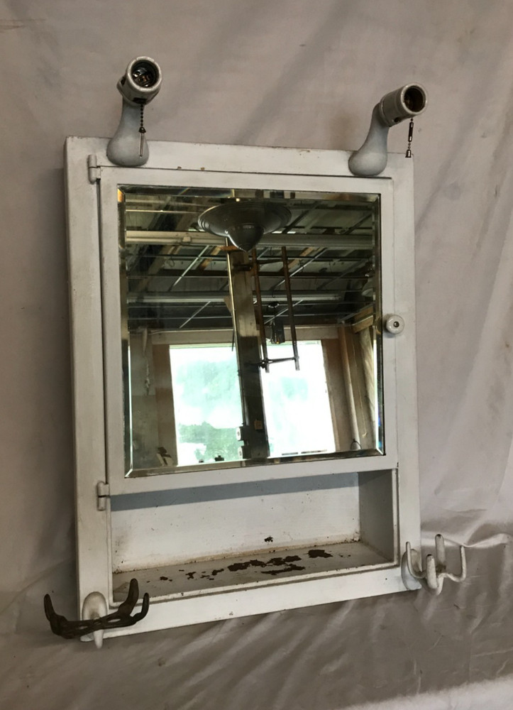 Antique VTG Deco Double Sconce Cup/Soap Holder 21×27 Mirror Cabinet Old 1213-26B