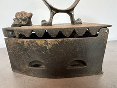 Antique Vintage Laundry Clothes House Work Iron