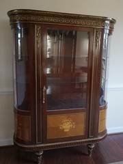 French Louis XVI Style Mahogany and Inlaid Vitrine with Gilt Bronze