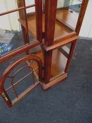 63665 Mahogany Curio Cabinet China Showcase Bookcase