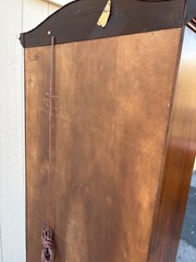 67900 Ethan Allen Traditional Mahogany Curio Cabinet with Glass Doors
