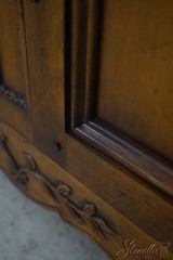 L73127: Country French High Quality China Cabinet