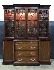 Henkel Harris Federal Breakfront Mahogany Solids And Veneers, Nr. Mint Condition