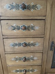 Hand Painted England Cabinet With Hutch 5 Drawers Skeleton Keys