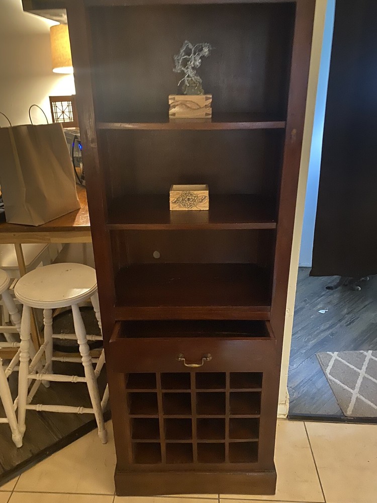 Solid Wood Mahogany European Style Traditional Bar Cabinet