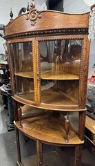 VICTORIAN OAK CORNER CHINA CABINET