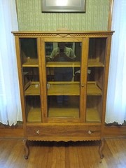 Antique Oak China/display Cabinet