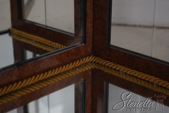 LF71688: Italian 2 Door Etched Glass Decorated Curio Display Cabinet