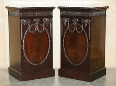 A PAIR OF ANTIQUE REGENCY ADAM REVIVAL FLAMED MAHOGANY PEDESTALS SIDE CABINETS