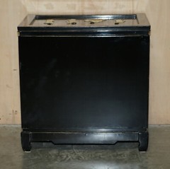 STUNNING VINTAGE CHINESE CHINOISERIE GEISHA GIRLS LACQUER SIDE CABINET SOAPSTONE