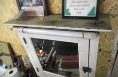 Antique BARBER SHOP WALL STORAGE PAINTED WOOD MEDICINE CABINET LIGHT MIRROR VG