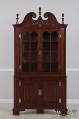 72489/91: Pair HENKEL HARRIS Chippendale Mahogany Corner Cabinets