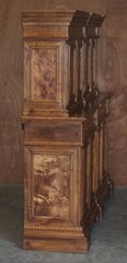 ITALIAN BURR PIPPY OAK PANELLED LARGE GEOMETRIC MARQUETRY HOUSEKEEPERS CUPBOARD