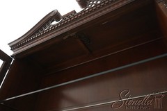71046: HENREDON Chippendale Style 2 Door Mahogany Curio Cabinet