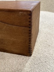 Antique SHAW WALKER Oak Wood Wooden Dovetail Hinged FILE RECIPE Box Vintage READ