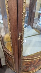 Vintage French Louis XV Vitrine – Inlaid Marquetry & Ormolu Curio Display 68″