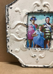 VTG 11×13 Shabby Decorative 4×6 Tin Ceiling White Picture Frame Old 387-26B