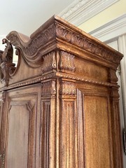 Luxurious antique furniture cupboard wood TV cabinet 4 drawers Marge Carson