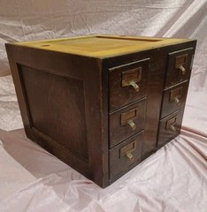 ANTIQUE U.S.P.O DEPT CARD CATALOG INDEX FILE 6 DRAWER CABINET. TIGER OAK