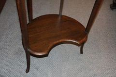 Antique Quarter sawn Oak Shaving Stand – Mirror swivels