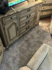 vintage french provincial furniture