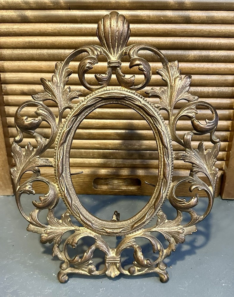 Antique Victorian Gilt Iron Oval Mirror or Picture Frame