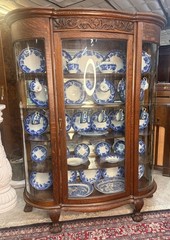 Exceptional American Antique Carved Golden Oak China Curio Cabinet Bookcase 1900