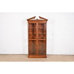Baker Furniture Georgian Carved Mahogany Lighted Breakfront Bookcase