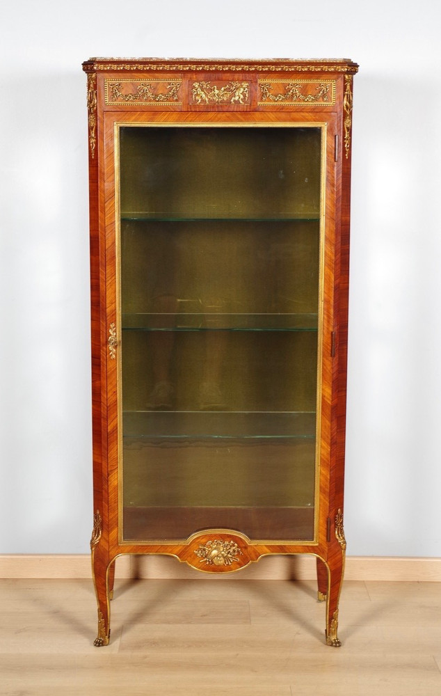 Transition style display case in Linke’s taste, violet wood, circa 1880