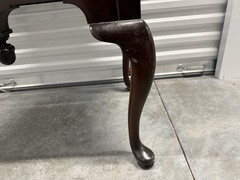 Hickory White American Masterpiece Lowboy Queen Anne Style.