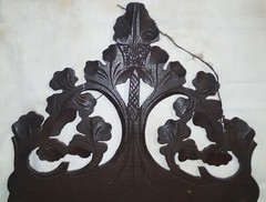 ANTIQUE VICTORIAN GERMAN BLACK FOREST CARVED LADY WOOD WALL SHELF RACK HOLDER A+