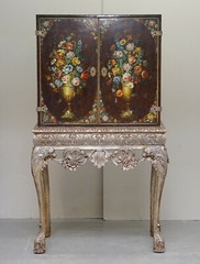 1840 ITALAIN VENETIAN CABINET ON STAND POLYCHROME PAINTED & LION HEADS CARVINGS