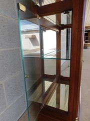 Pulsaski Cherry Curio Lighted Display Cabinet 28″W