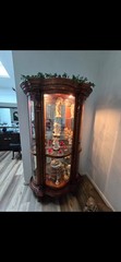 PAIR OF ANTIQUE AMERICAN OAK CHINA CURIO CABINETS C 1895. BUY 1 OR BOTH