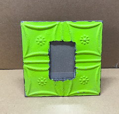 VTG 11″ Sq. Photo 4×6 Tin Ceiling Metal Fresh Green Picture Frame Old 632-26B