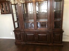 Century Claridge Mahogany Formal China Cabinet, Lighted c. early 1990’s