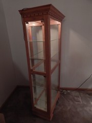 Vintage Curio Cabinet Wood & Glass; Lighted, Mirrored, Glass Shelves Eagle Ind.