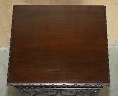 A PAIR OF ANTIQUE REGENCY ADAM REVIVAL FLAMED MAHOGANY PEDESTALS SIDE CABINETS