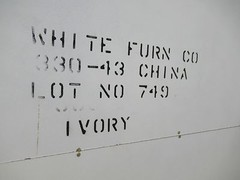 Hickory White Ivory Mebane Crystal Curio China Cabinet Hutch B