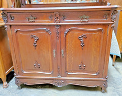 French Louis XV Oak Display China Cabinet Display Hutch with Beveled Glass 1900s