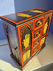VTG 16″ HAND PAINTED WOOD FOLK ART CABINET INDIA BALI YOGA TANTRIC STORAGE CHEST