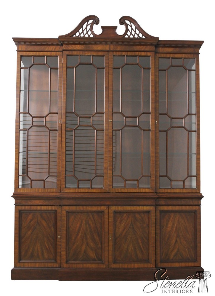 L55667: HENKEL HARRIS #2368 Mahogany 4 Door Breakfront