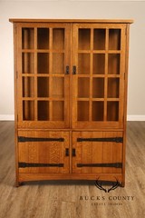 Stickley Mission Collection Oak China Cabinet With Strap Hardware