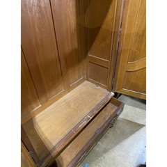ANTIQUE LATE 19TH CENTURY FRENCH MARQUETRY DECORATED WALNUT ARMOIRE (AF3-169)
